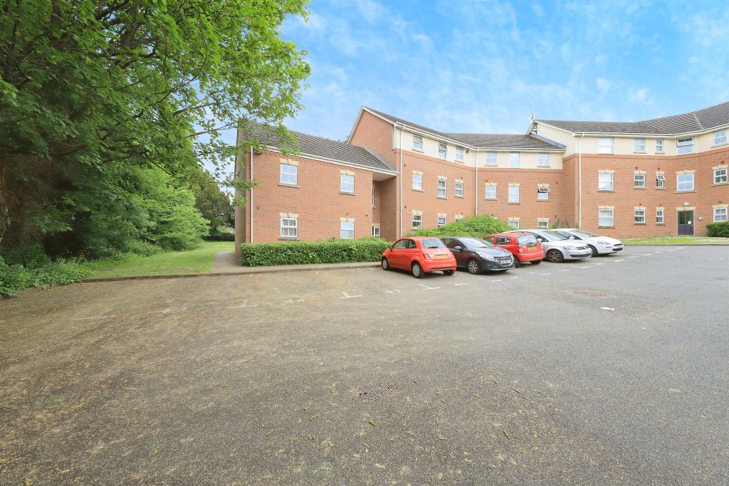 Property photo 1 of 13