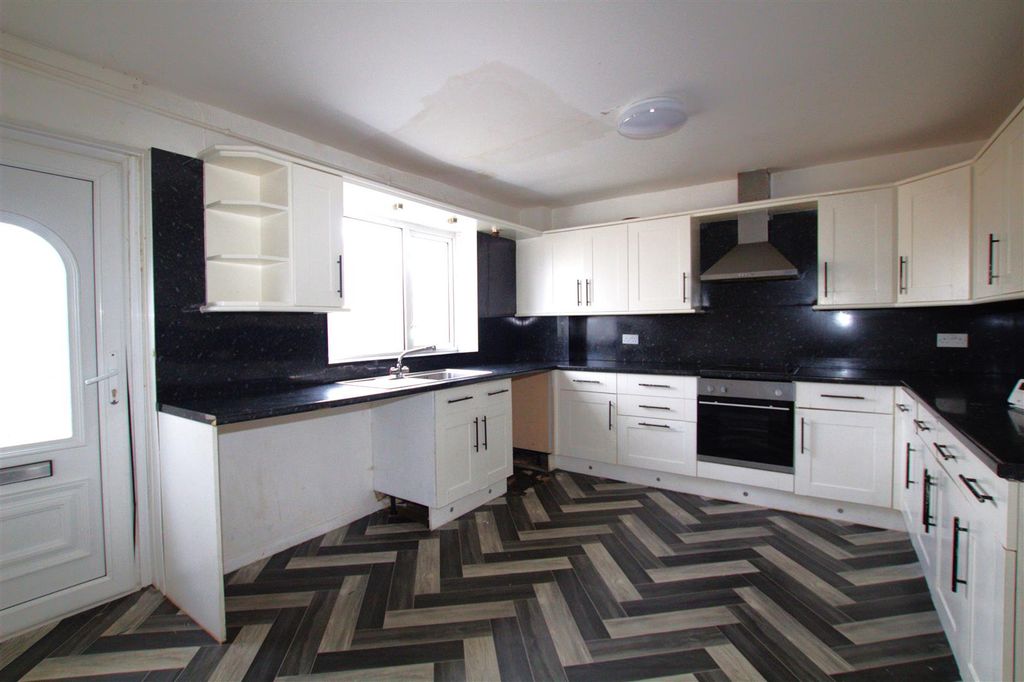 Property photo 3 of 15 Img_3035.Jpg