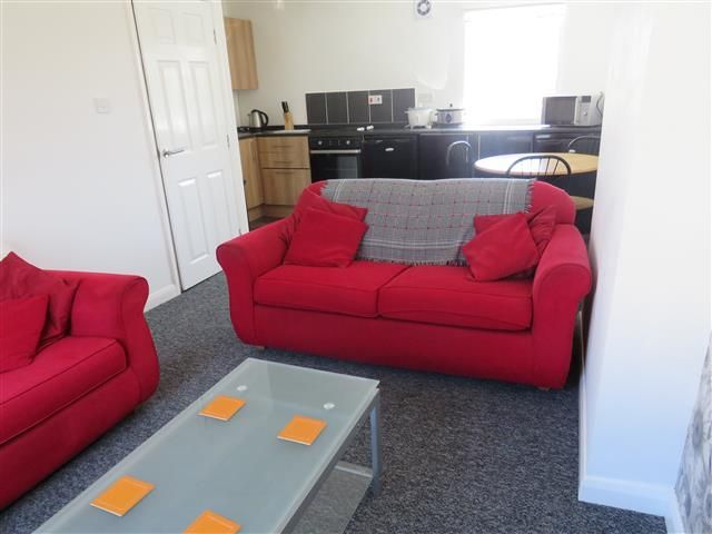 Property photo 1 of 5 Living Room