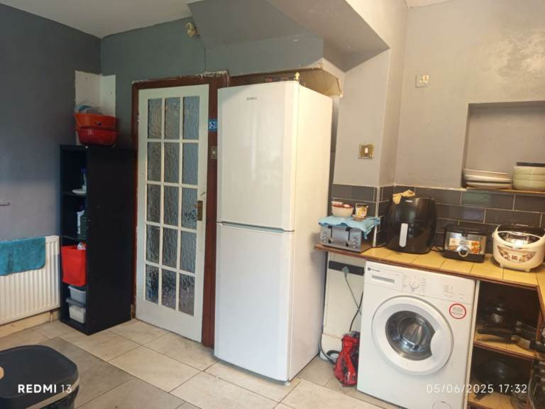 Property photo 3 of 5