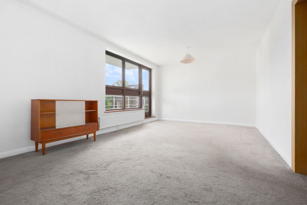 Property photo 1 of 15 Picture No. 02