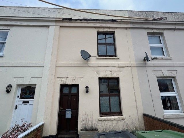Property photo 1 of 8 Exterior