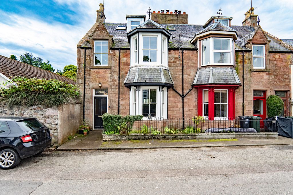 Property photo 1 of 38