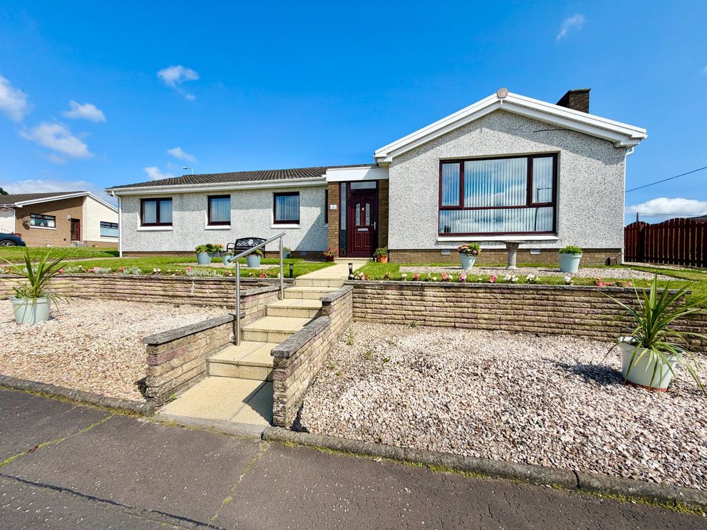 Property photo 1 of 34