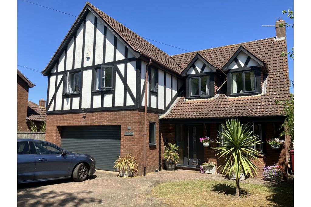 Property photo 1 of 30