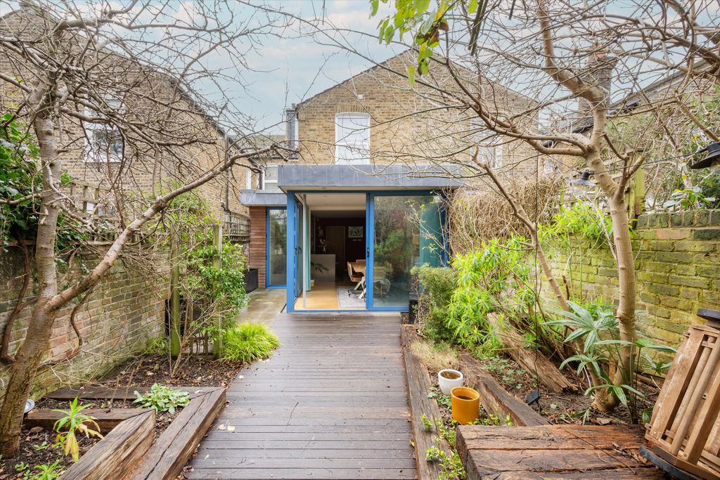 Property photo 3 of 15 Image