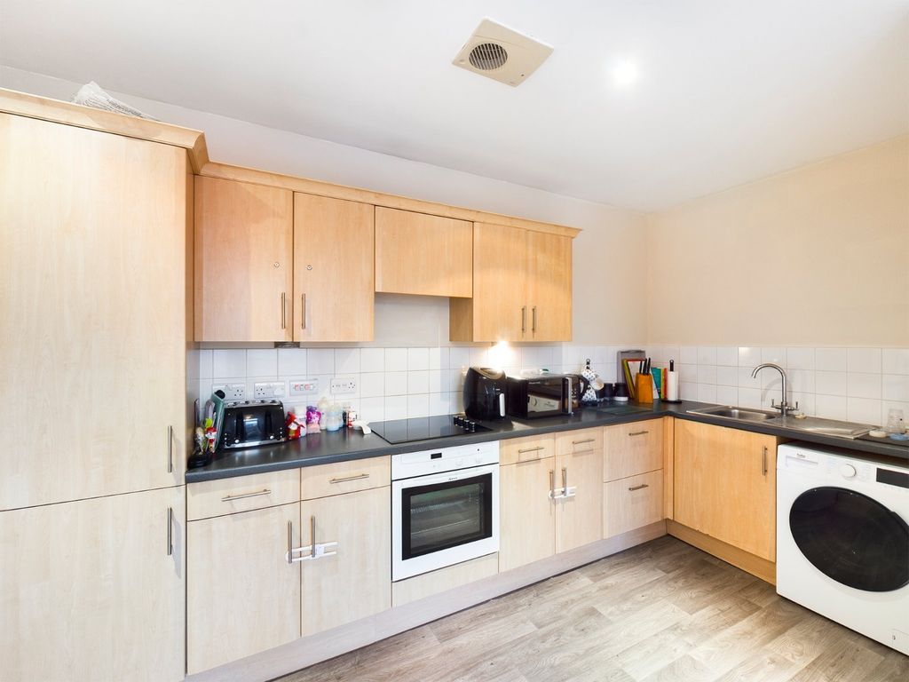 Property photo 2 of 9 Picture No. 25