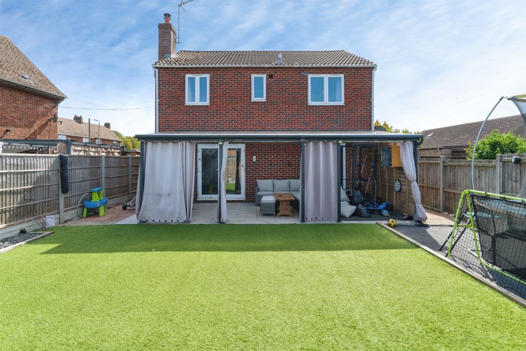 Property photo 1 of 21