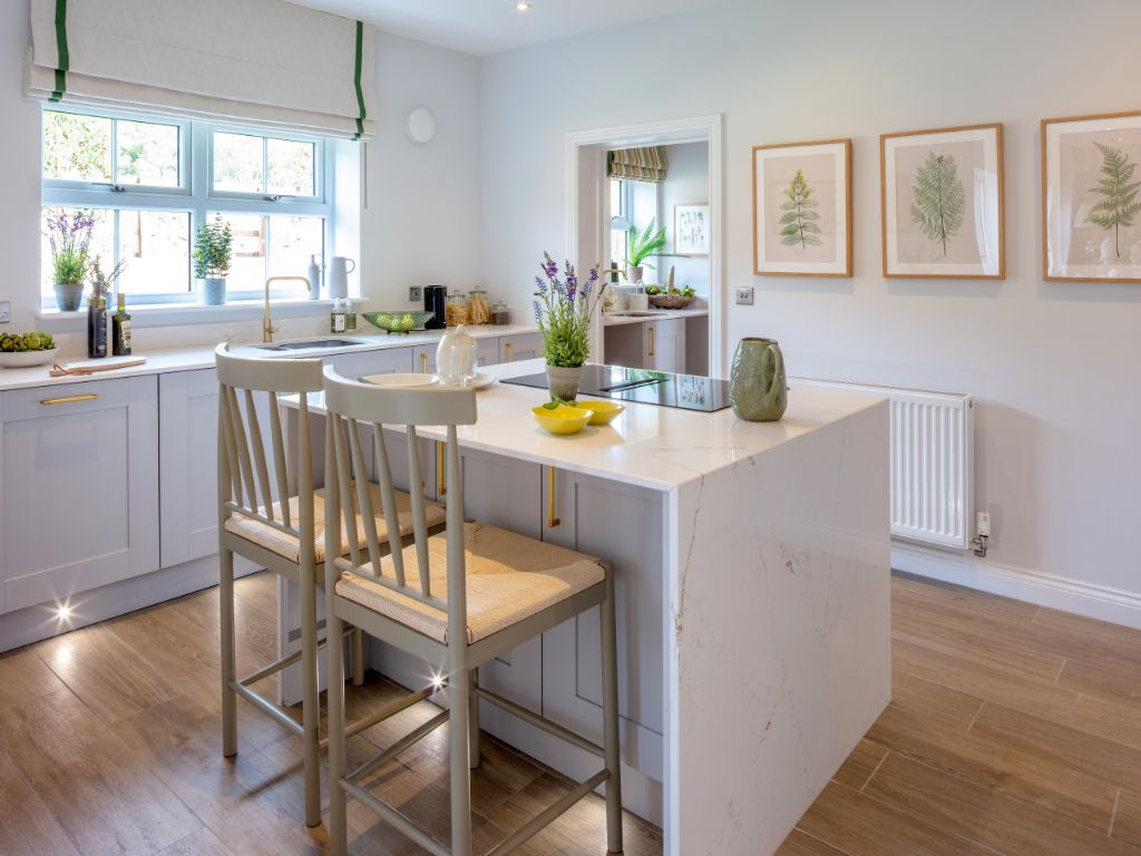 Property photo 2 of 19 Kitchen