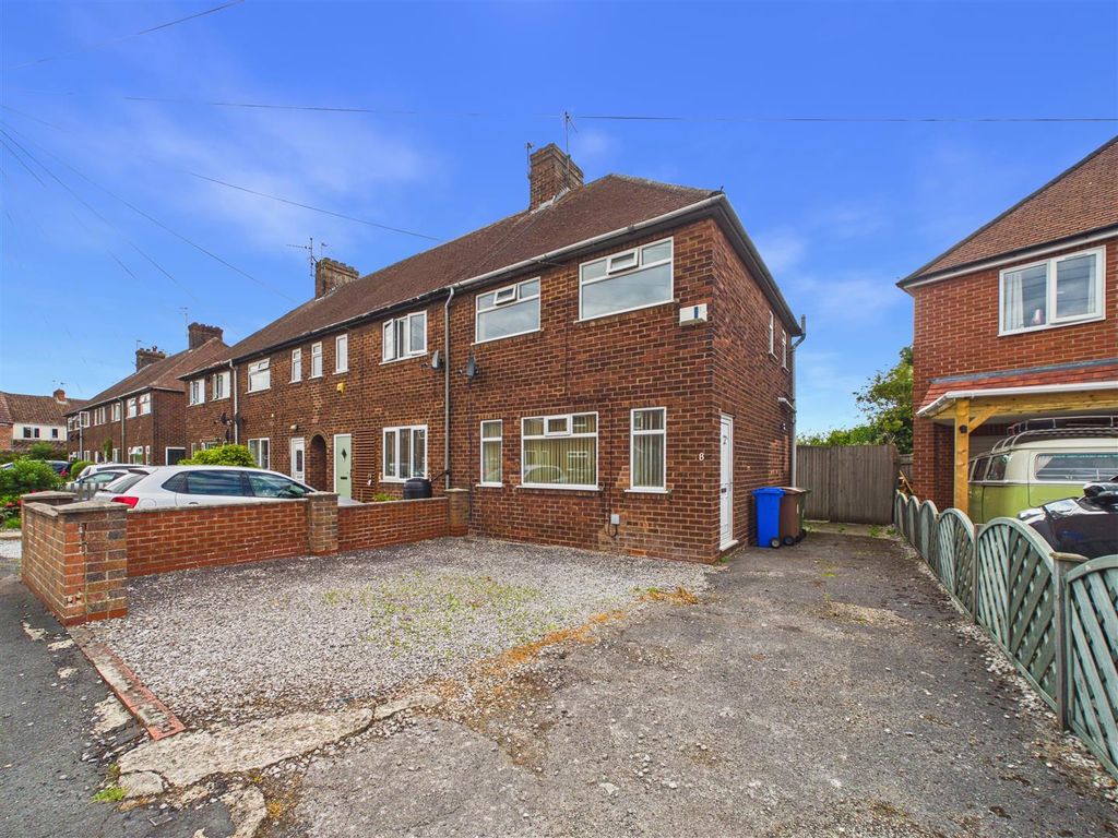 Property photo 1 of 12 Cam03303G0-Pr0414-Still015.Jpg