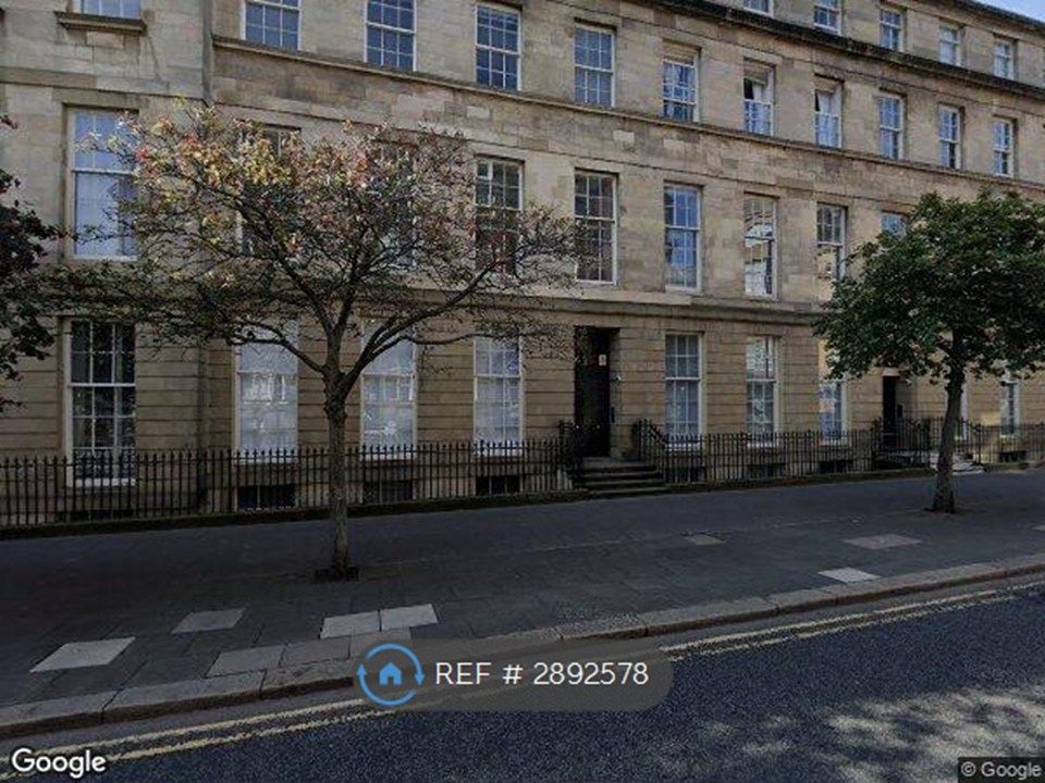 Property photo 1 of 14 External Facade
