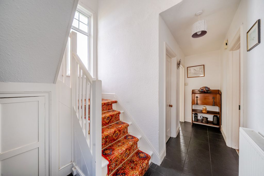 Property photo 3 of 19 Hallway