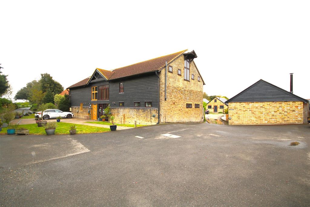 Property photo 2 of 34 Front 3.Jpg