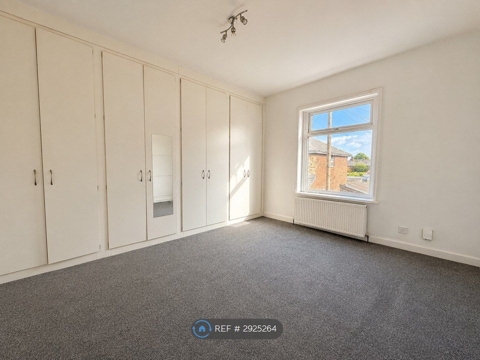 Property photo 3 of 5
