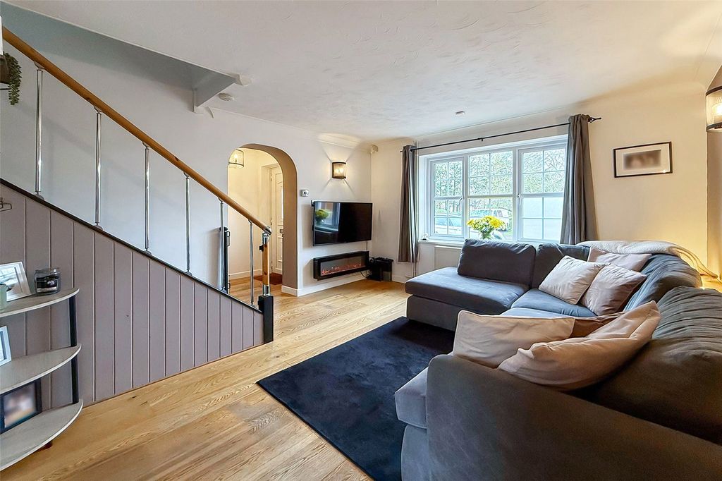 Property photo 2 of 16 Picture No. 08