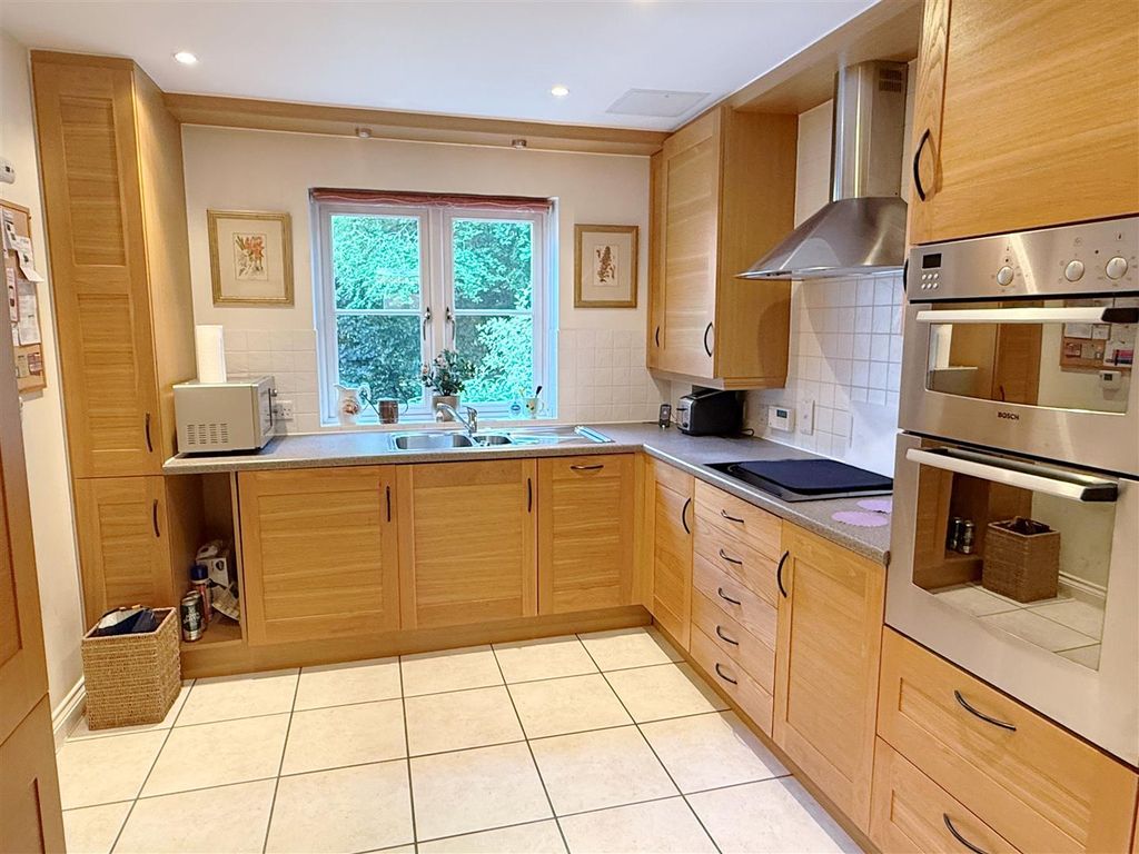 Property photo 2 of 23 Kitch 1.Jpg