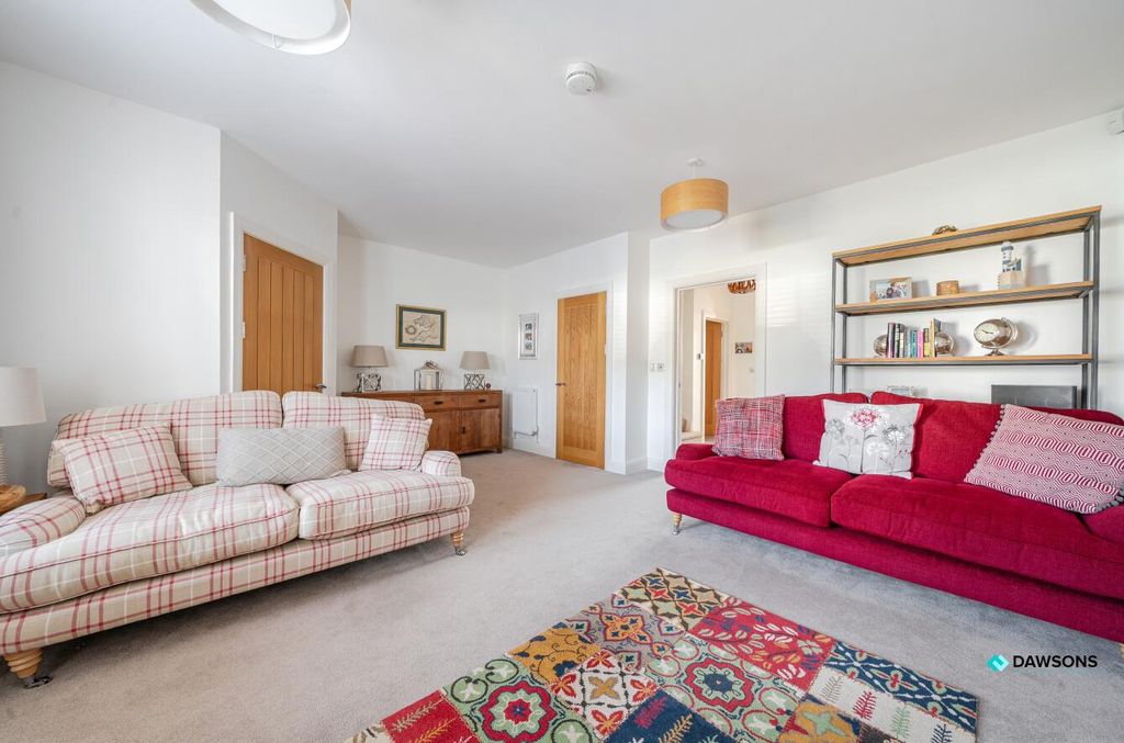 Property photo 3 of 35 Dd73c20B-35Bb-40dc-Baa5-0275E8333E10.Jpg