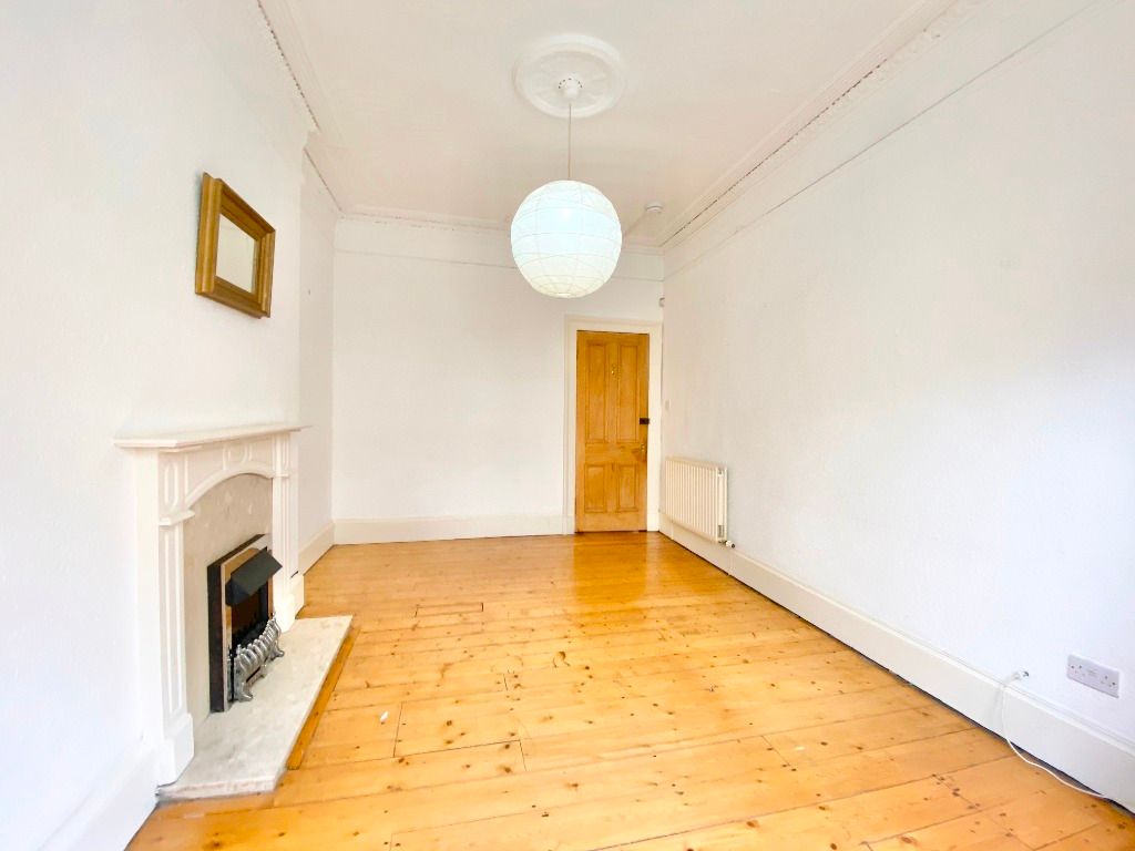 Property photo 3 of 11 Photo 3