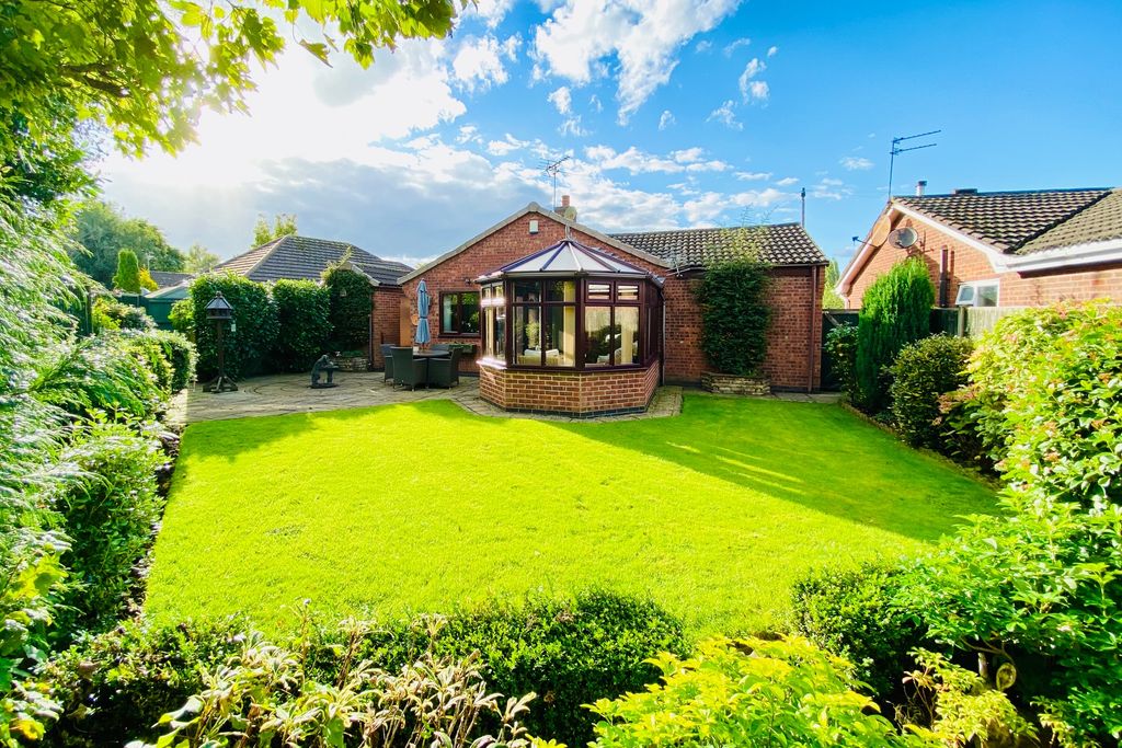 Property photo 2 of 24