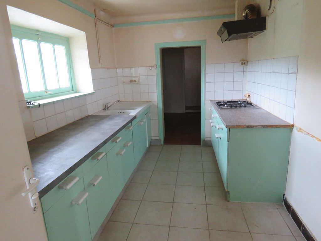 Property photo 2 of 16