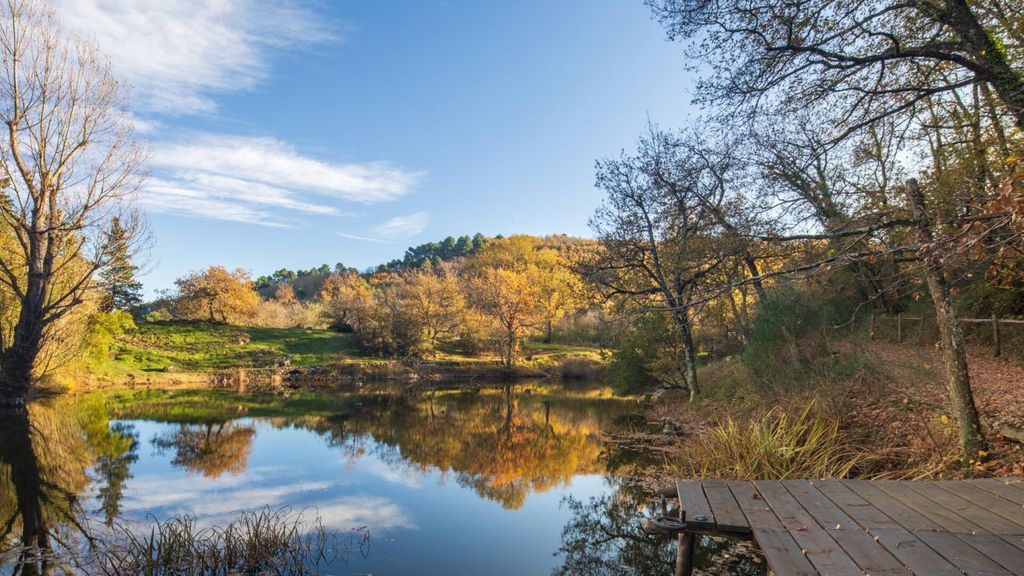 Property photo 2 of 40