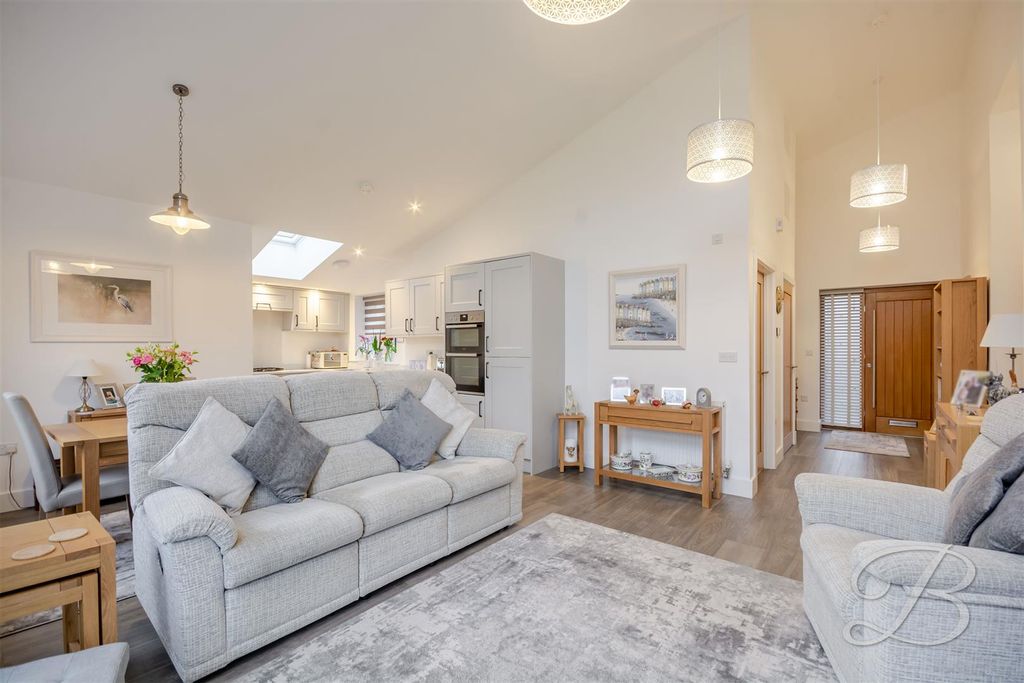 Property photo 2 of 32 Ccltd-16.Jpg