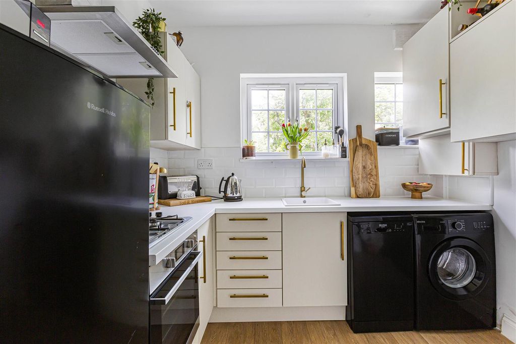 Property photo 3 of 30 3