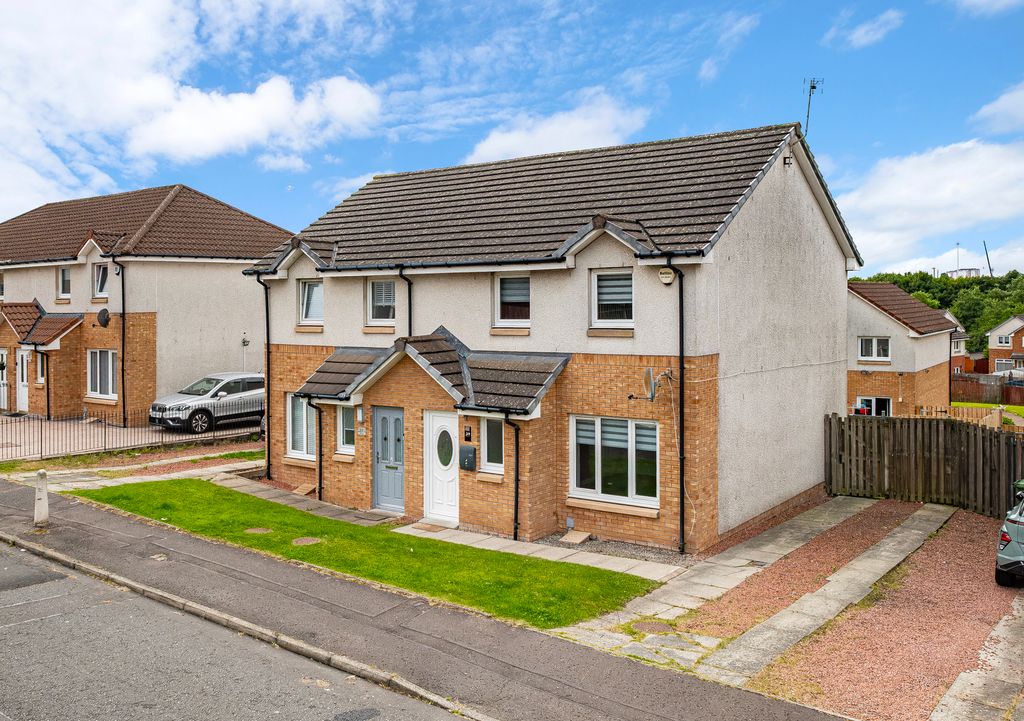 Property photo 1 of 32