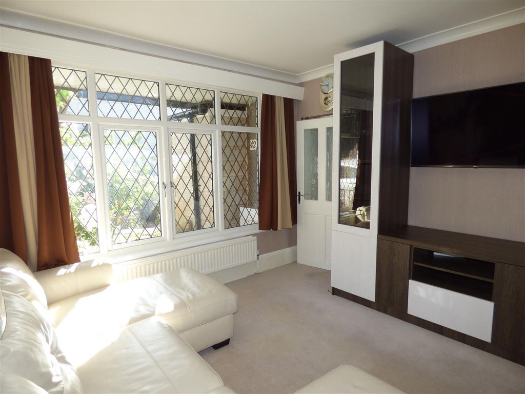 Property photo 3 of 15 14 Manchester Lounge 2.Jpg