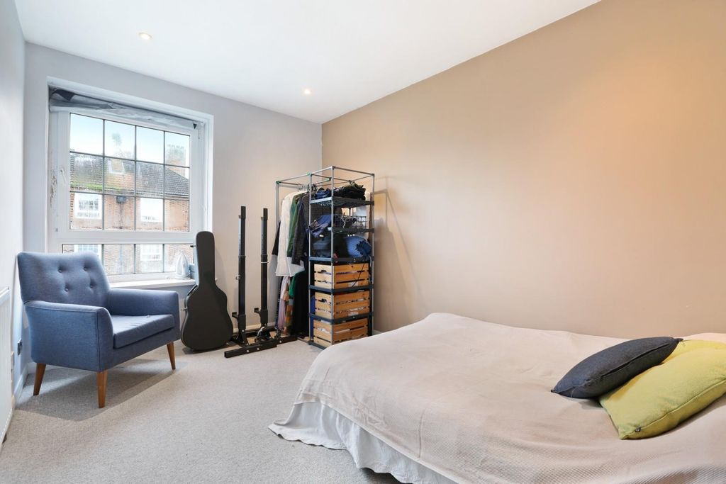 Property photo 2 of 11 Ach_0268.Jpg