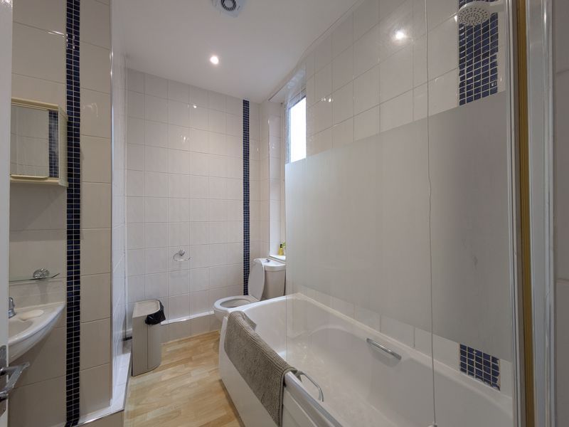 Property photo 3 of 5 Photo 4