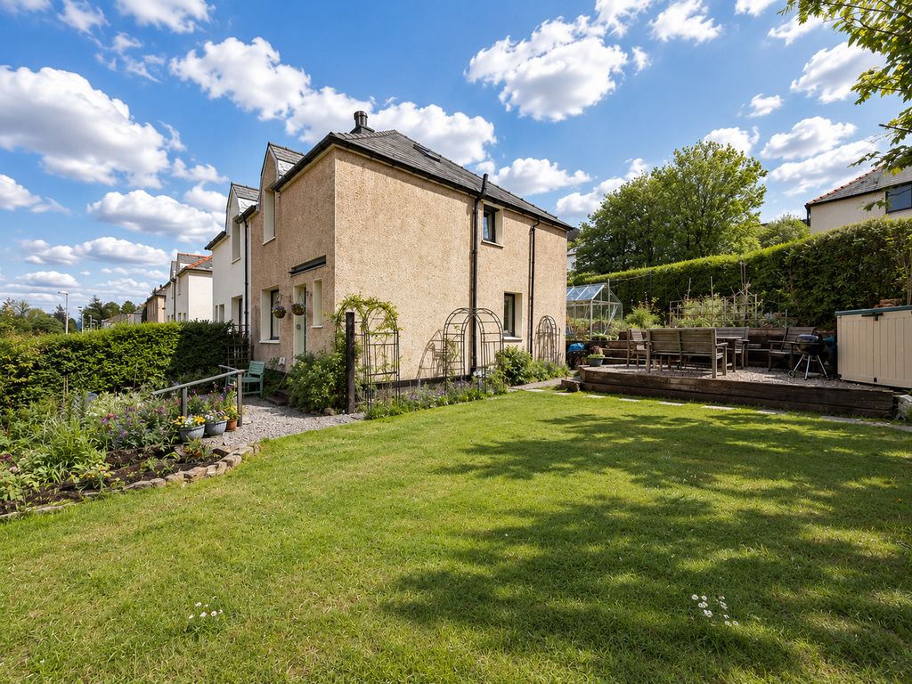Property photo 1 of 48