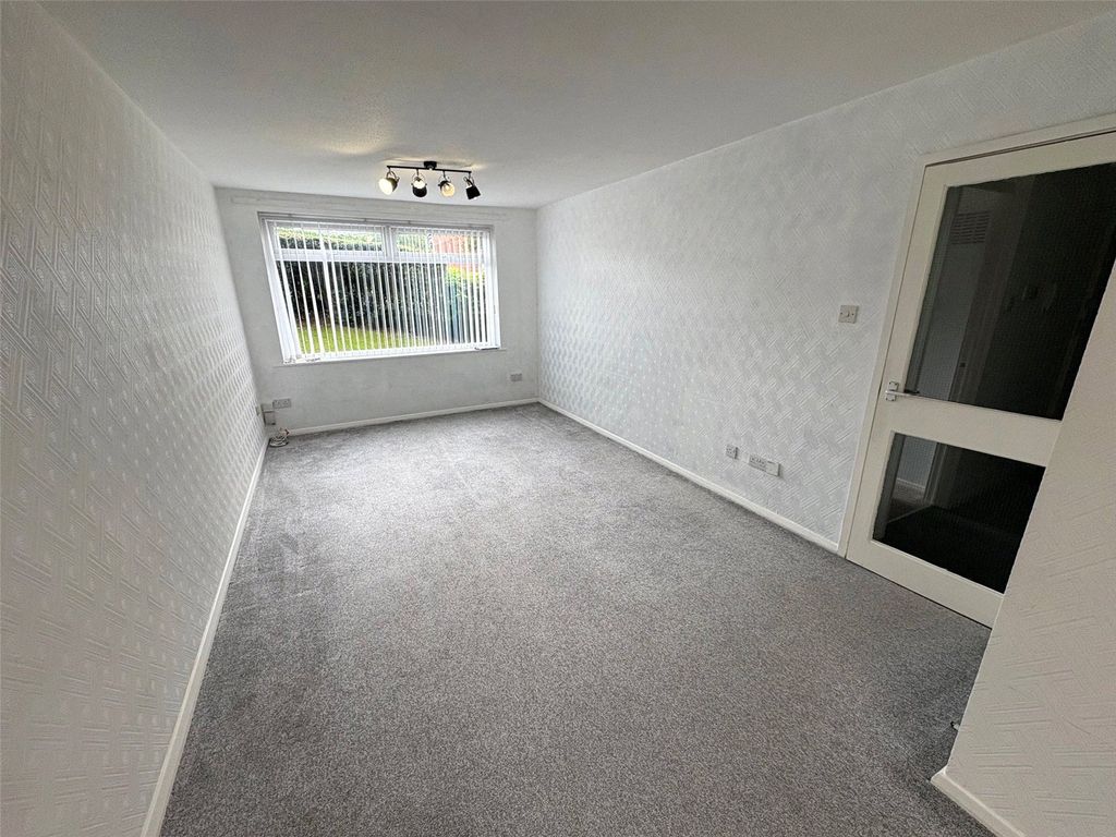 Property photo 2 of 8 Picture No. 06