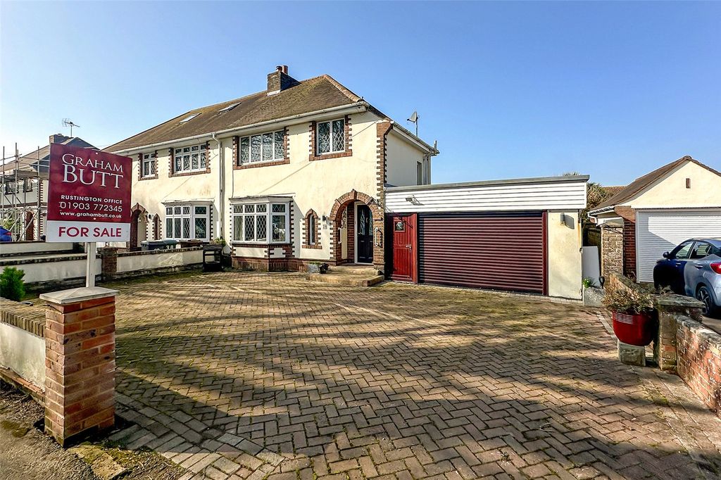 Property photo 1 of 20 Picture No. 03