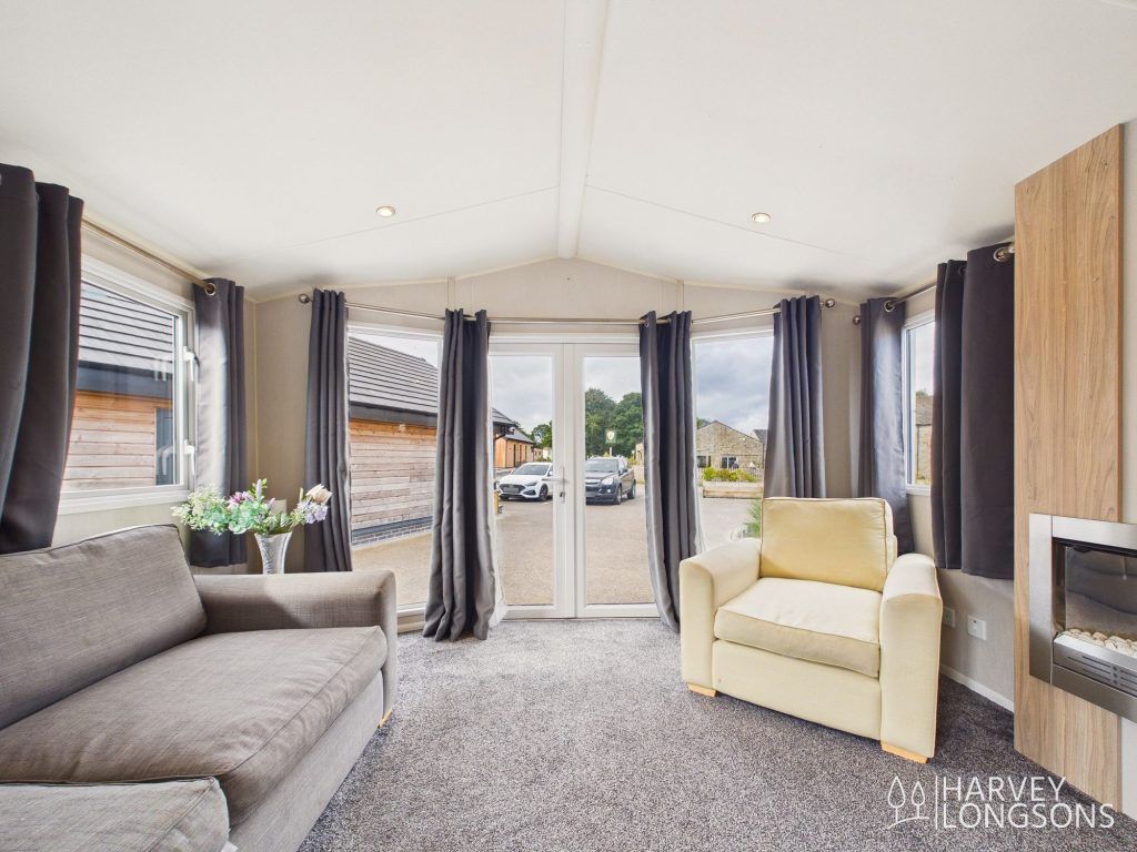 Property photo 2 of 17 Willerby Brockenhurst Front Lounge Bowland Fell Holiday Park