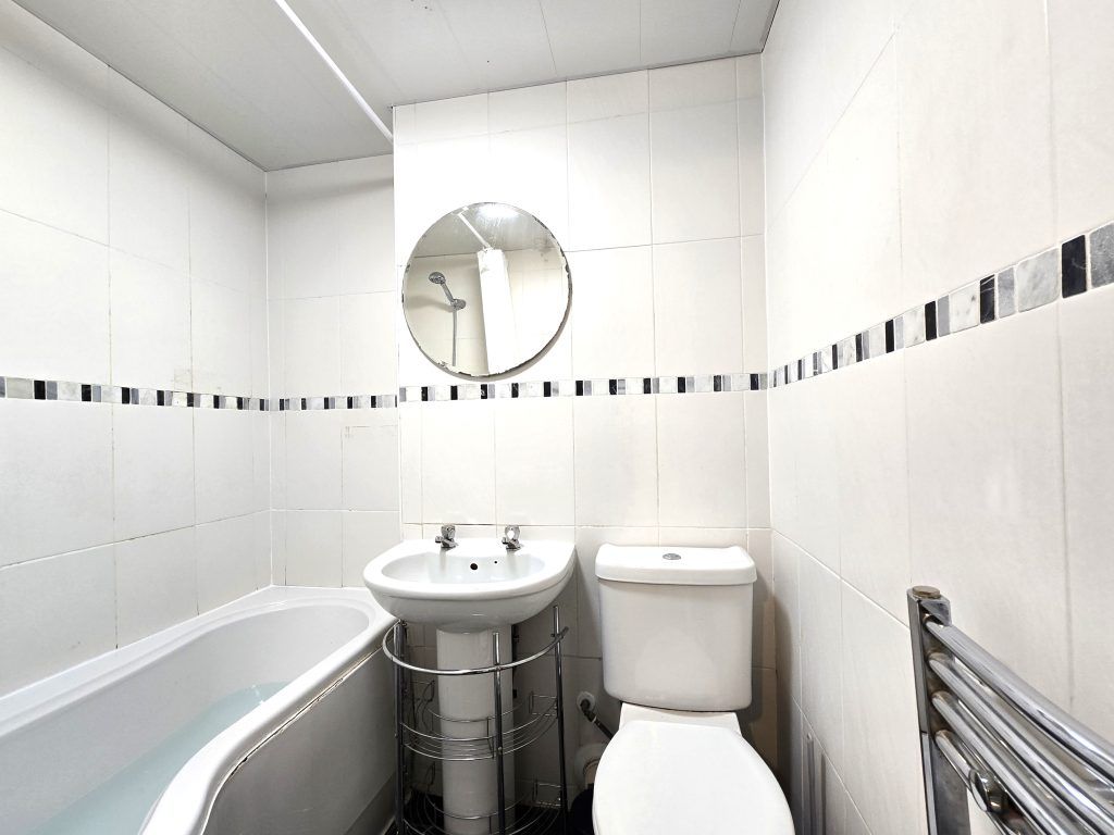 Additional image 5 of 3 bed town house to rentAshford Gardens, Low Fell NE9