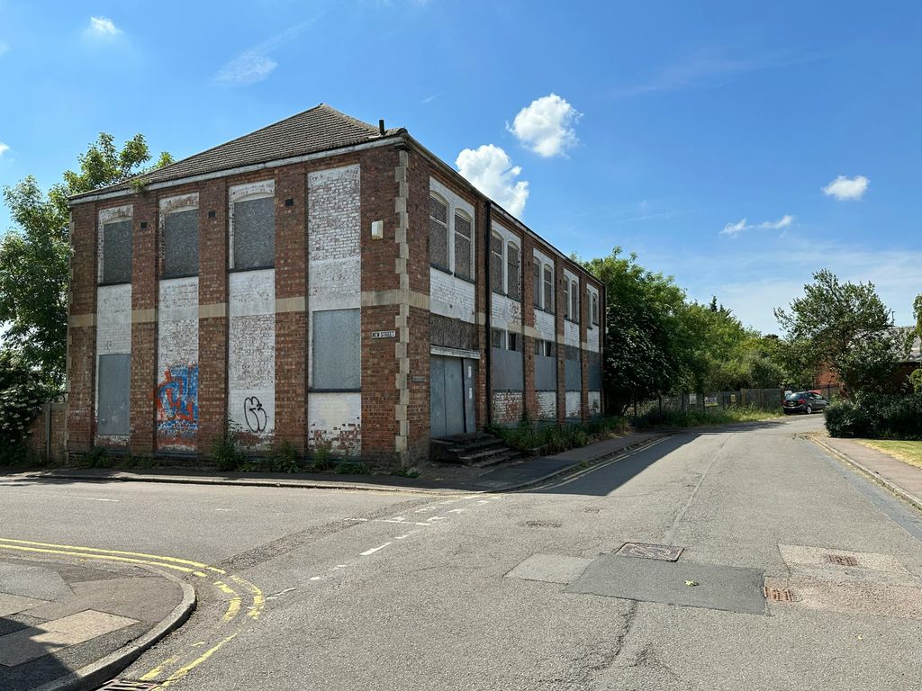 Property photo 3 of 7 Image 3