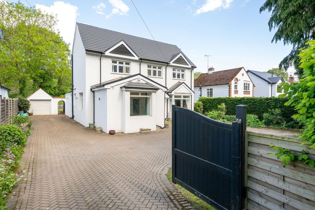 Property photo 1 of 36