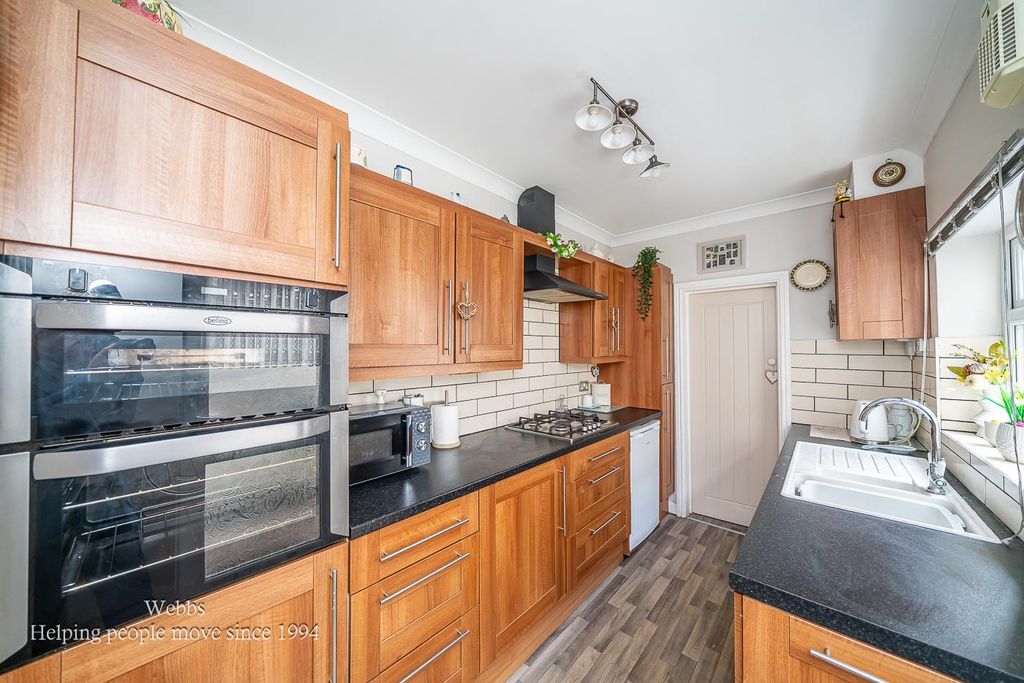 Property photo 3 of 18 Dsc05369.Jpg