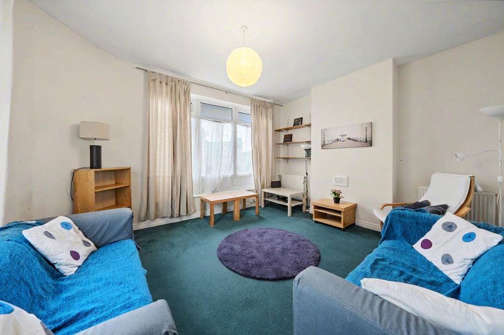 Property photo 2 of 14 Picture No. 47