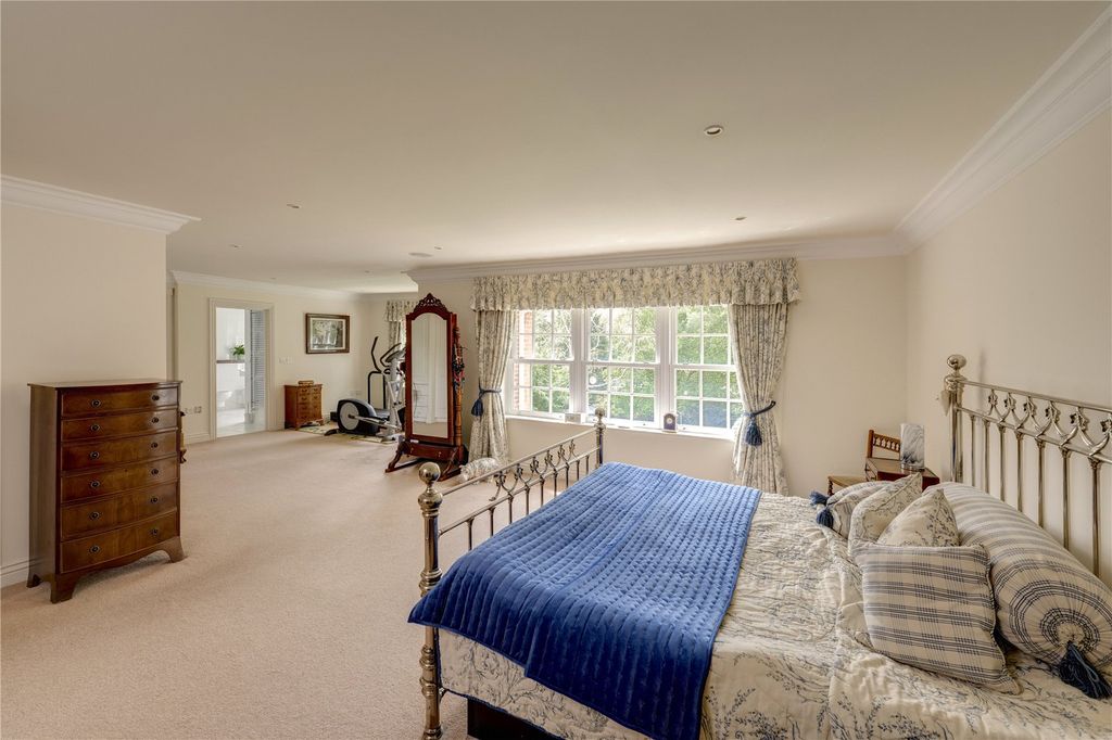 Additional image 12 of 8 bed detached house for saleWestfield Road, Beaconsfield HP9
