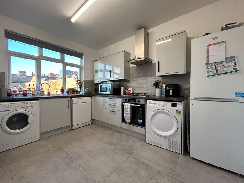 Property photo 3 of 9 Photo 3