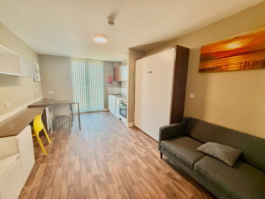 Property photo 2 of 5
