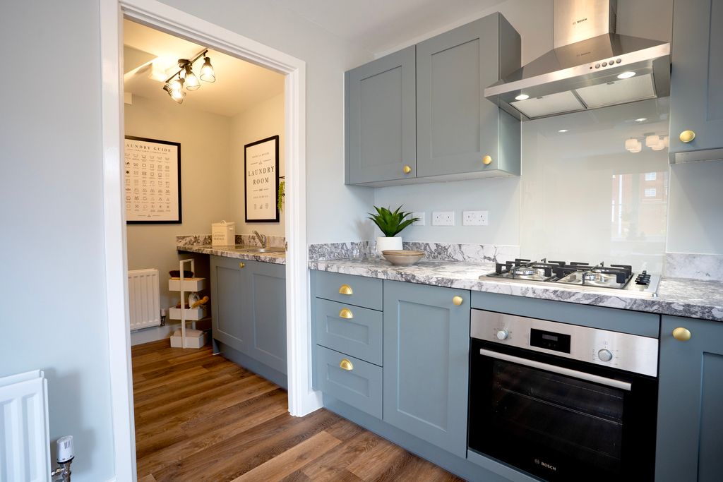 Property photo 3 of 11 J1606862-Rt