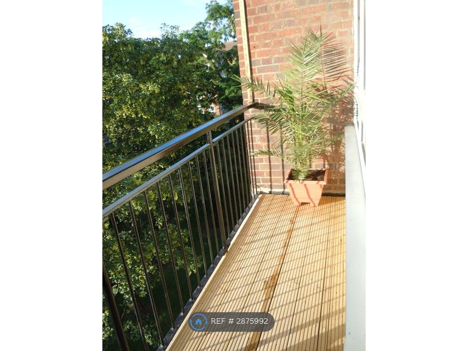 Property photo 3 of 8 Balcony