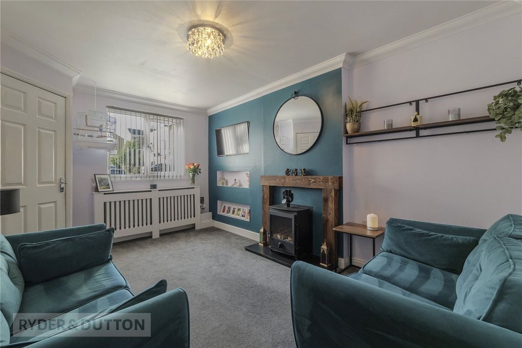 Property photo 2 of 24 Living Room