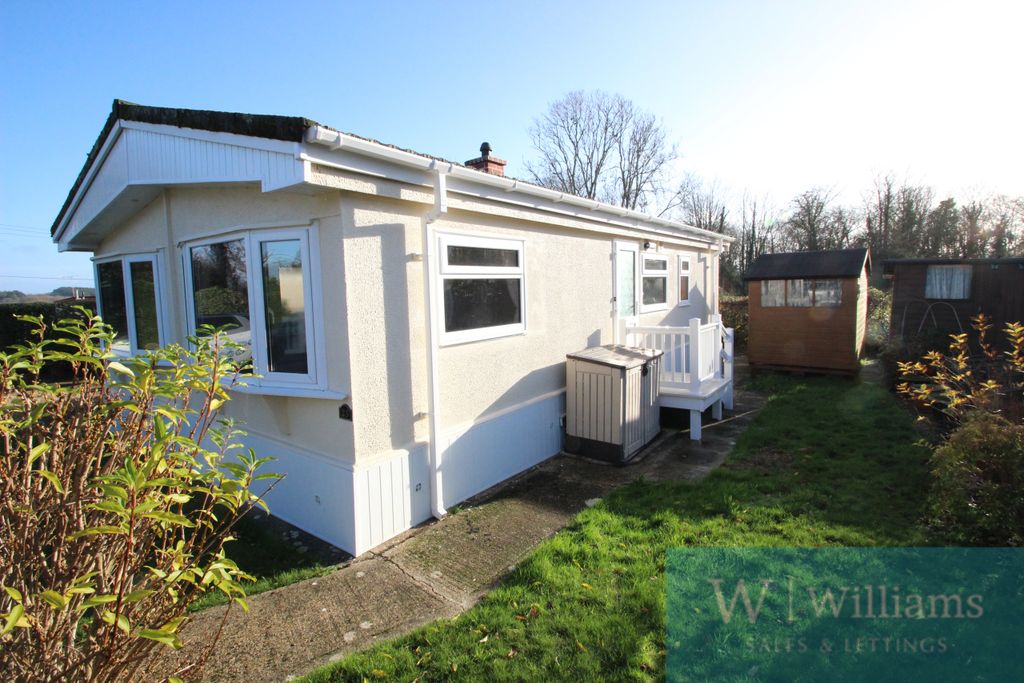 Property photo 2 of 11 Side Of The Property