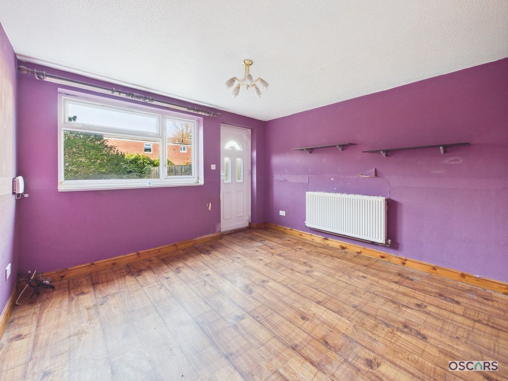 Property photo 3 of 10 Photo 2