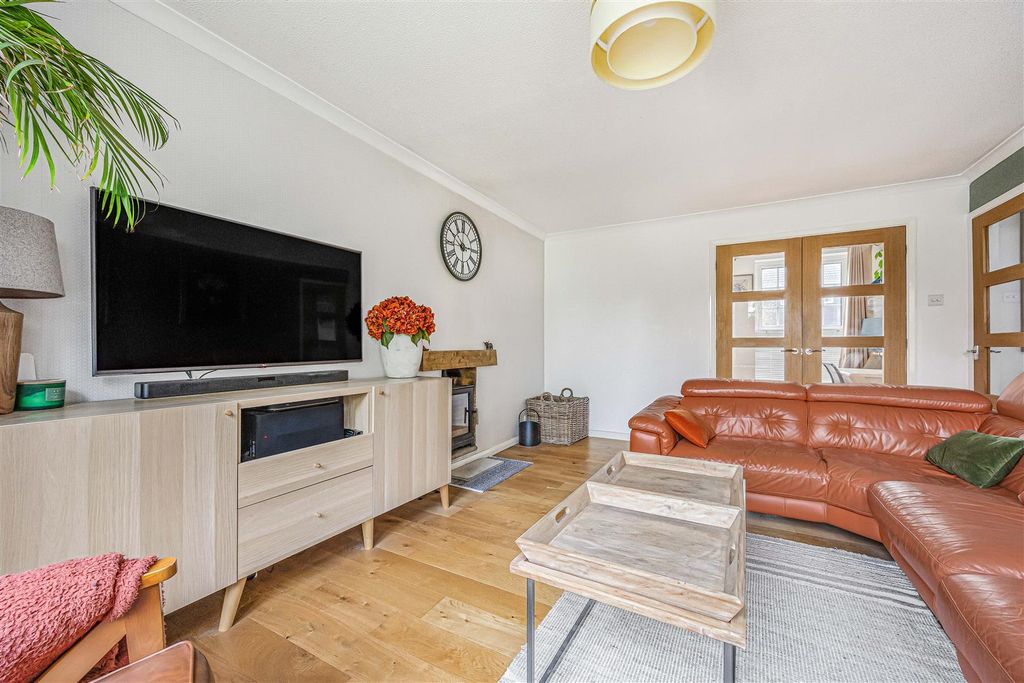 Additional image 3 of 4 bed detached house for saleBalmoral, Cranbrook Estate, Maidenhead SL6