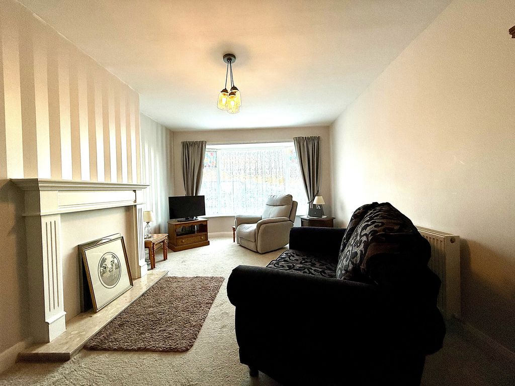 Property photo 3 of 29